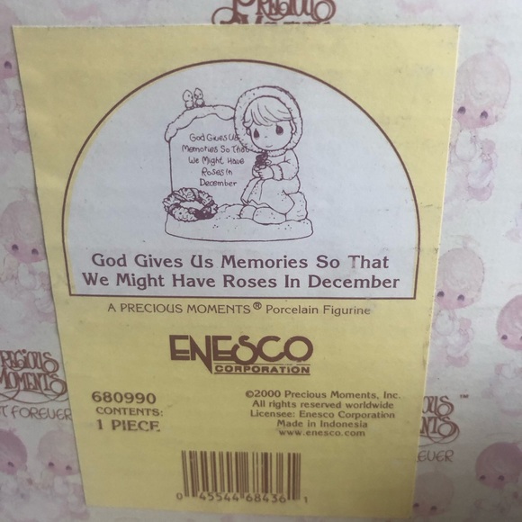 Precious Moments 'God Gives Us Memories So That We Might Have Roses in  #680990 - Picture 7 of 7